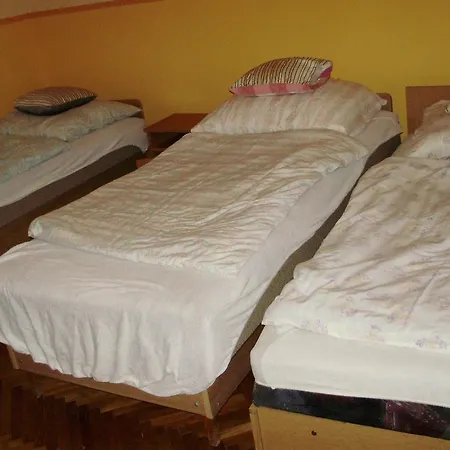 Agnes Nyaralo Penzion Balatonszárszó